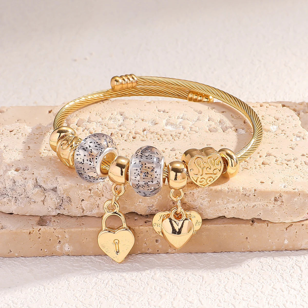 Bracelete Multi Elementos Dourado