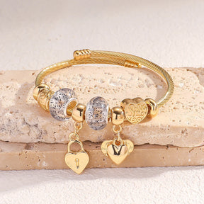 Bracelete Multi Elementos Dourado