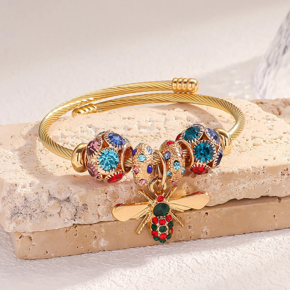 Bracelete Multi Elementos Dourado